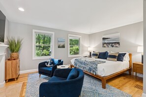 3 Schlafzimmer, Schreibtisch, Bügeleisen/Bügelbrett, kostenloses WLAN