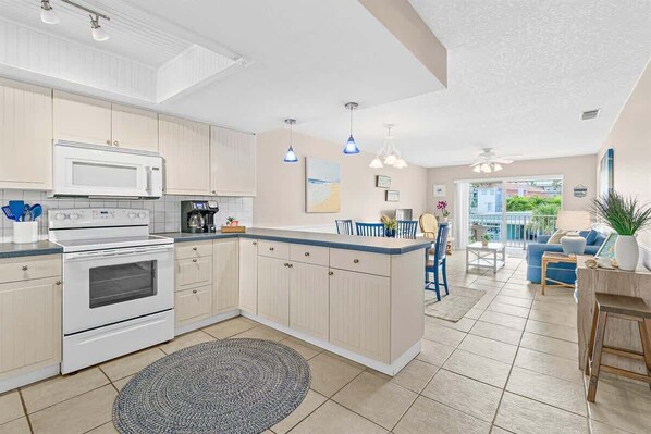 Fridge, microwave, oven, stovetop - Beach Condo |  Pool | 2 Bedrooms | Monthly Rental (Cape Canaveral)