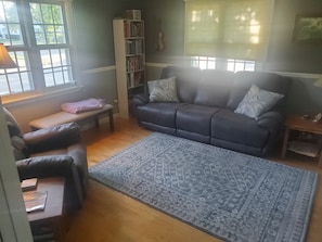 Smart TV, fireplace, foosball, books