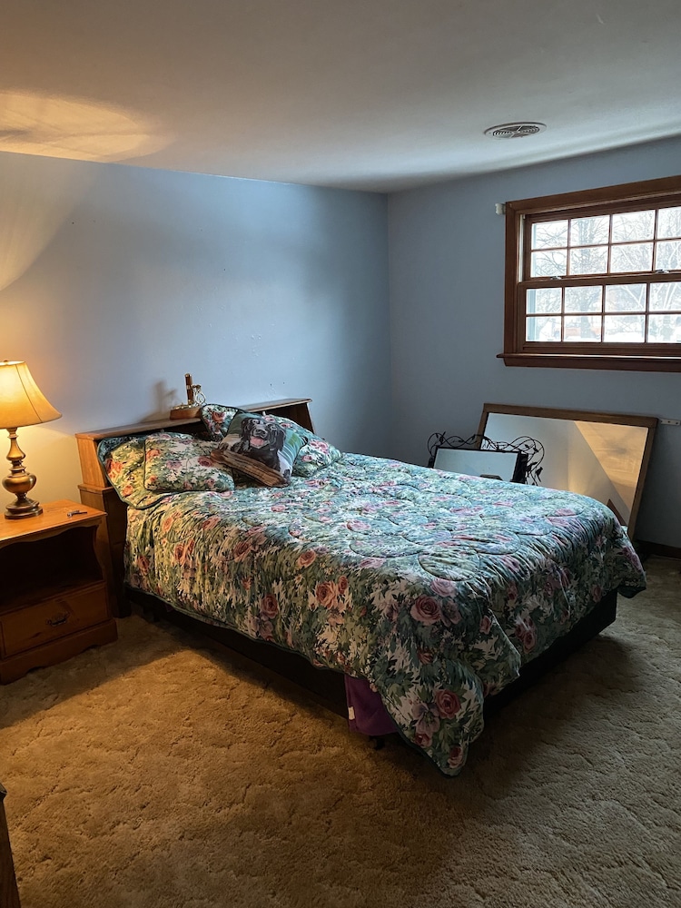 3 bedroom/2 bath home; close to EAA. Large kitchen and outside deck