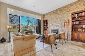TV, fireplace, stereo
