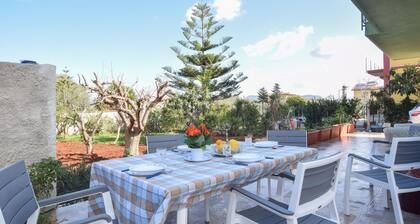 2 bedroom awesome apartment in Portella di Mare