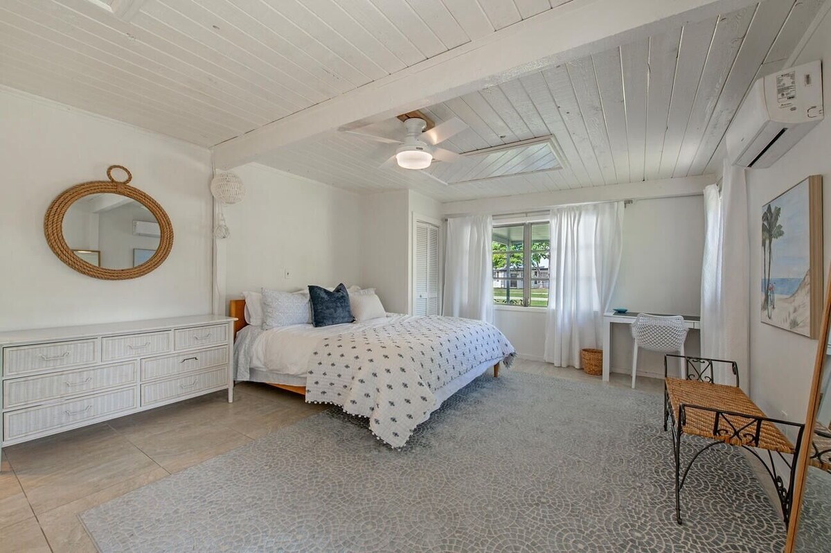 Photo 18 of Walk to 5th Ave and beach! New Renovation, perfect vacation house with lanai