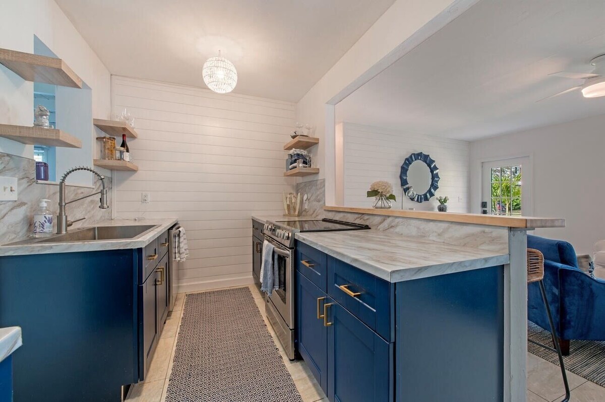 Photo 3 of Walk to 5th Ave and beach! New Renovation, perfect vacation house with lanai