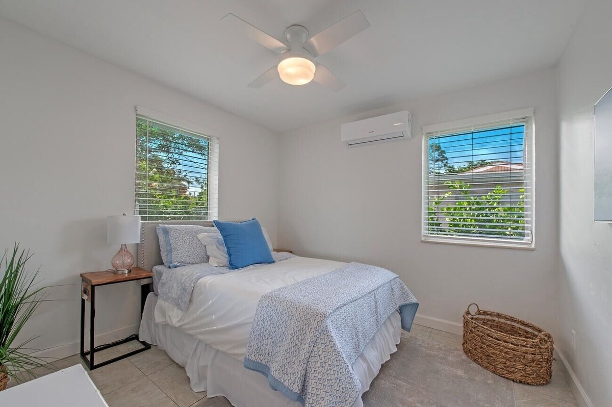 Photo 15 of Walk to 5th Ave and beach! New Renovation, perfect vacation house with lanai