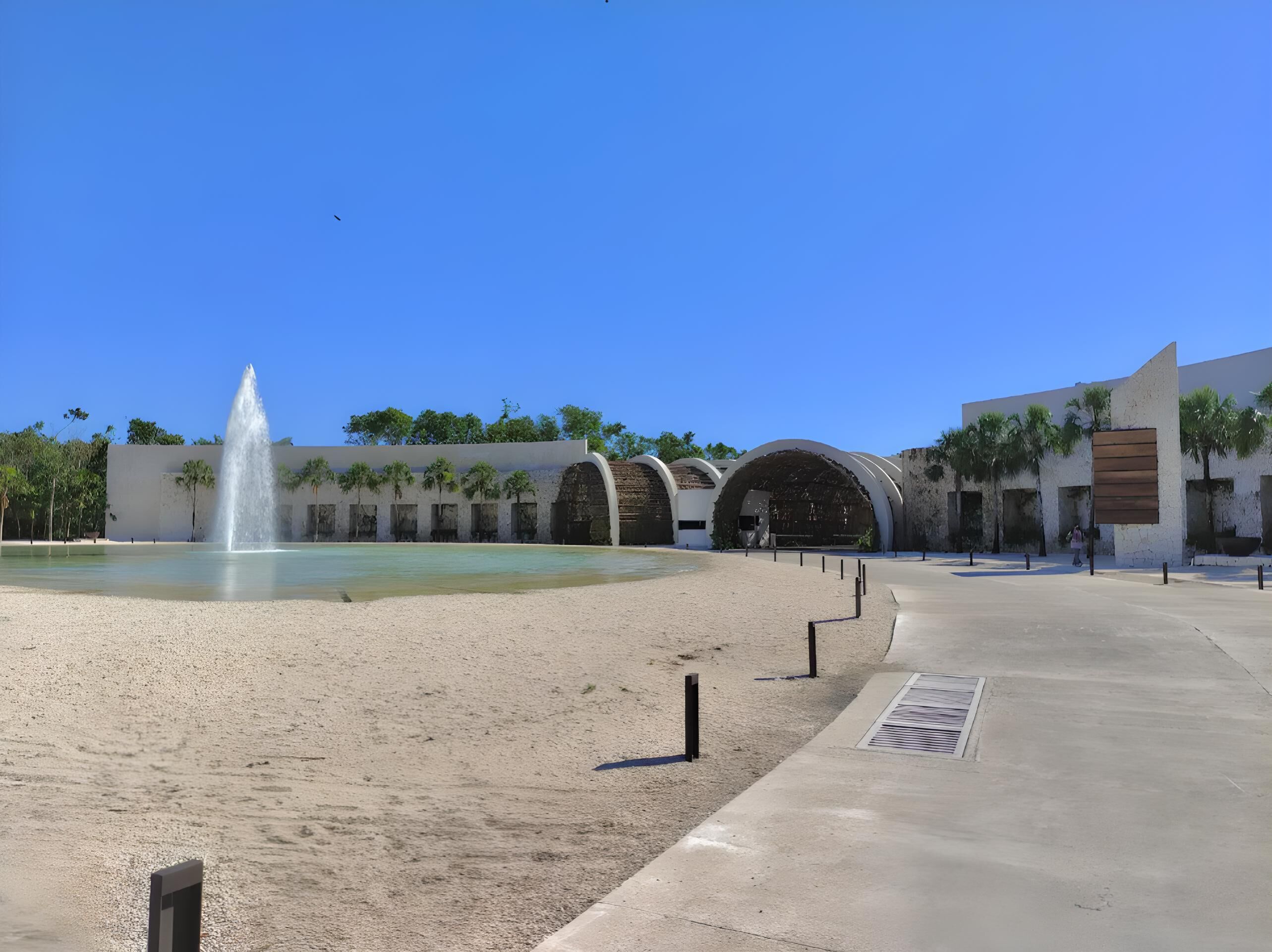 Vista frontal de la propiedad