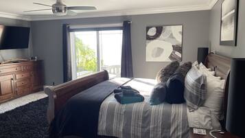 1 habitación, tabla de planchar con plancha, wifi gratis y ropa de cama