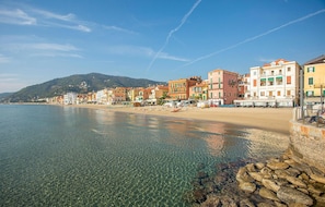 Strand