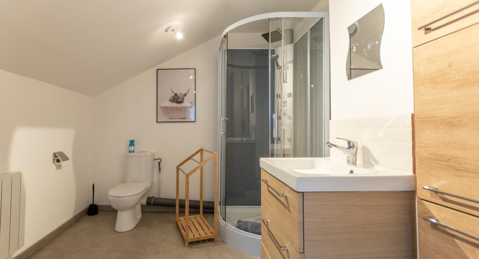 Douche, serviettes fournies