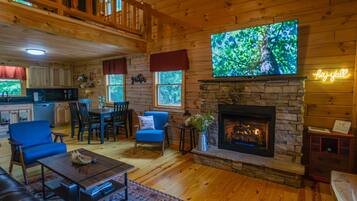 智能电视、壁炉