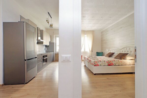 2 bedrooms, desk, iron/ironing board, free WiFi