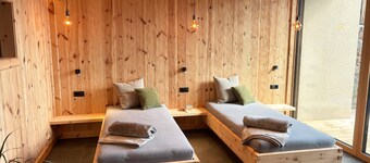 Apartment 'Parliflhof Apt Langfenn' with Mountain View, Shared Garden and Wi-Fi