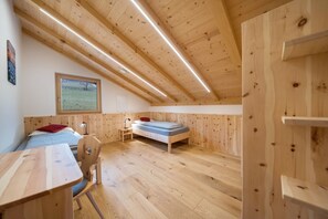 2 chambres, Wi-Fi gratuit, draps fournis