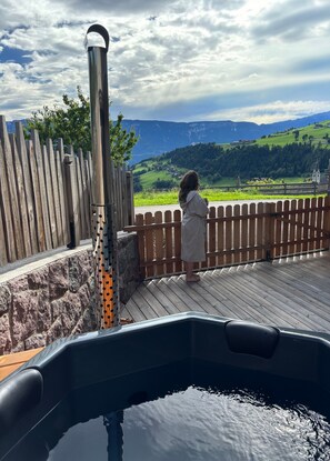 Bain à remous extérieur