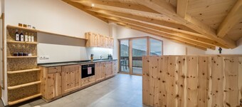 Ferienwohnung 'Parliflhof Apt Langfenn' mit Bergblick, Gemeinschaftsgarten und WLAN