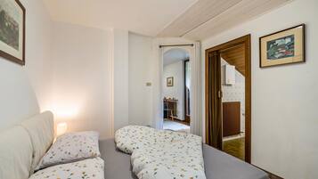 2 chambres, fer et planche Ă repasser, Wi-Fi gratuit, draps fournis