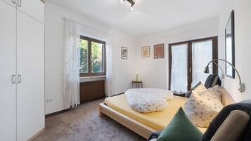 2 camere, ferro/asse da stiro, Wi-Fi gratuito, lenzuola