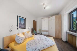 صورة غير مصنفة، 4 من 17، زرّ