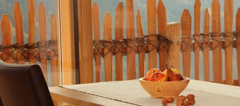 Apartment 'Tratterhof Apt Astjoch' with Mountain View, Private Terrace and Wi-Fi