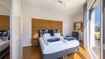 4 Schlafzimmer, Bügeleisen/Bügelbrett, kostenloses WLAN, Bettwäsche