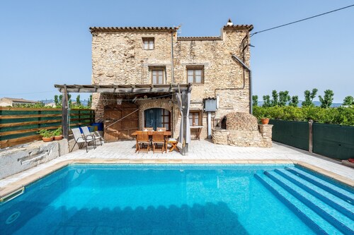 Holiday Home 'Lo Molí De La Jòrdia' with Private Pool, Wi-Fi and Air Conditioning
