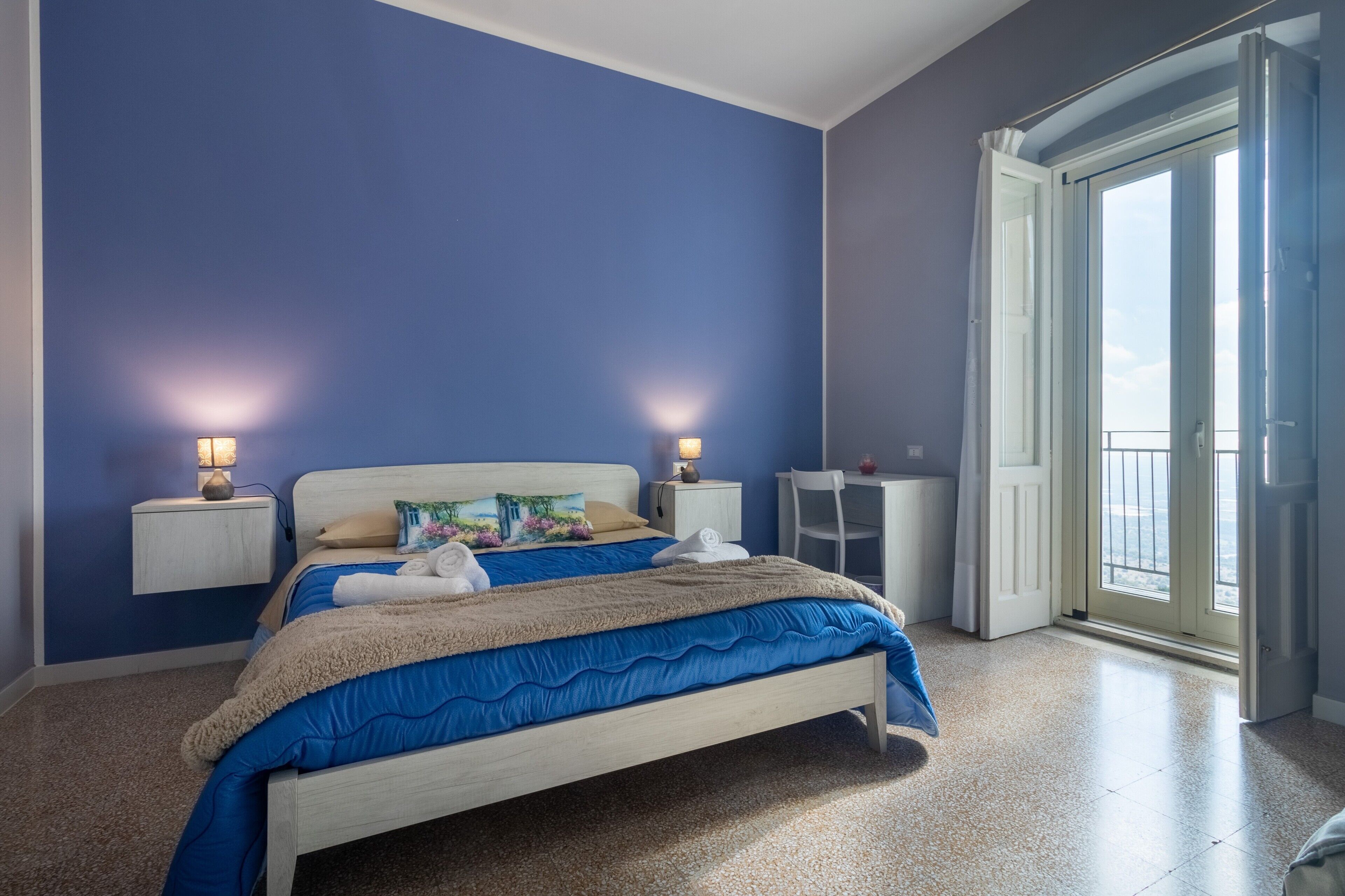 3 habitaciones, wifi gratis y ropa de cama 