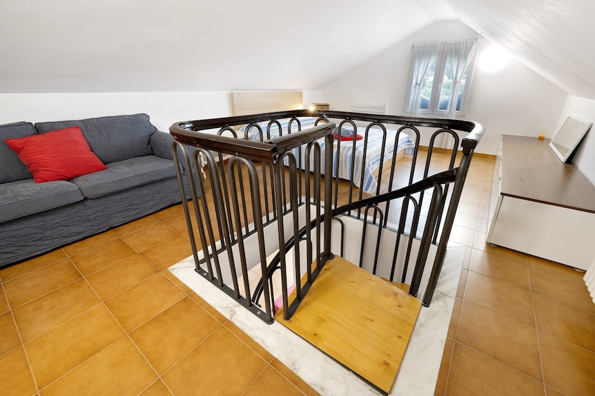 Apartment 'Elena E Joerg 2' With Mountain View, Shared Garden And Wi-fi - Bergeggi