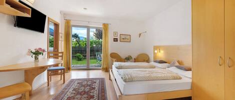 1 室のベッドルーム、WiFi (無料)、ベッドシーツ