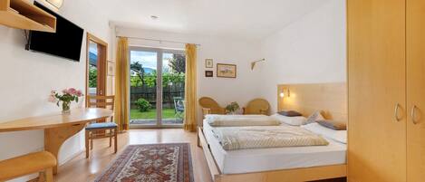 1 bedroom, free WiFi, bed sheets