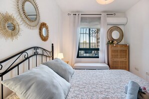 2 habitaciones, tabla de planchar con plancha y wifi gratis 