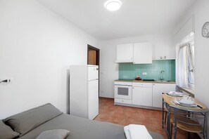 مكواة/لوح كي وواي فاي مجانًا وملاءات أسرّة