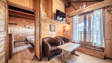 8 Schlafzimmer, Bügeleisen/Bügelbrett, kostenloses WLAN, Bettwäsche