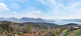 Bella Vista Apartment in Premeno with Lake Maggiore View