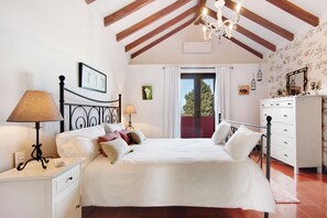 7 Schlafzimmer, Bügeleisen/Bügelbrett, kostenloses WLAN, Bettwäsche