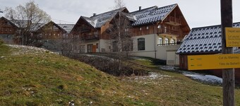 Apartment 'Les Balcons Des Aiguilles' with Balcony