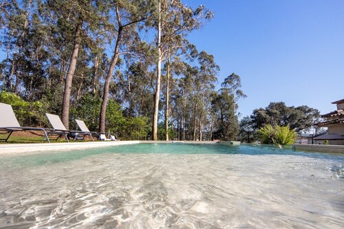 Holiday Home 'Villa Da Floresta' with Private Pool, Wi-Fi and Air Conditioning