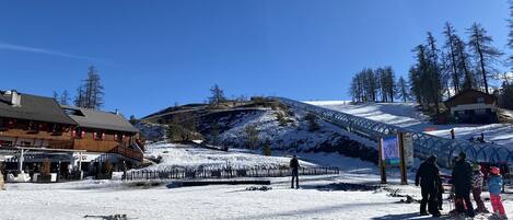 Snow and ski sports