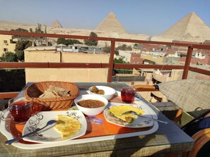 Free daily continental breakfast  - Narmer Pyramids View (Giza)