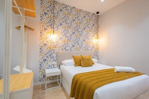 Iron/ironing board, free WiFi, bed sheets