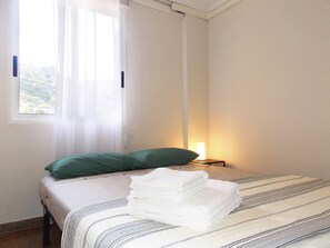 3 bedrooms, desk, iron/ironing board, WiFi - Los Colores by Interhome (Benicàssim)