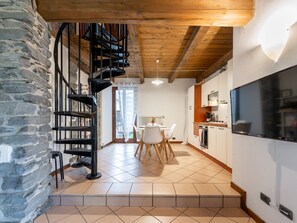 Dining - Vacation home Silvia by Interhome (Mergozzo (Lago di Mergozzo))
