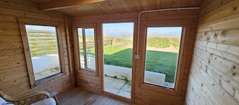 Penmor - a holiday home that sleeps 6 guests in 3 bedrooms