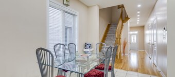 AVID Vacation Palace in Castlemore,Brampton