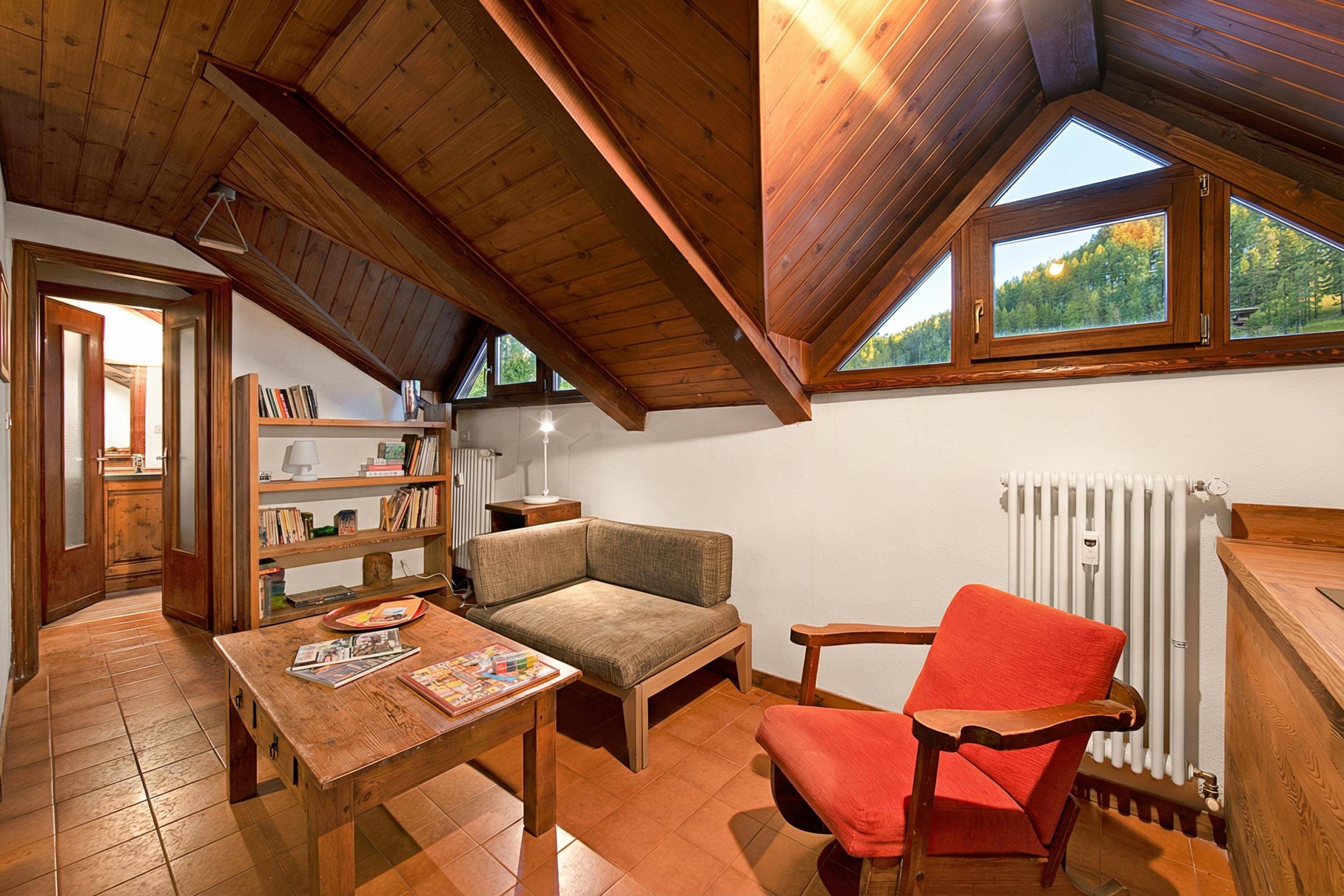 Una televisión, libros