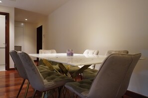 Restauration dans la chambre