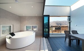 Premium Twin Room
