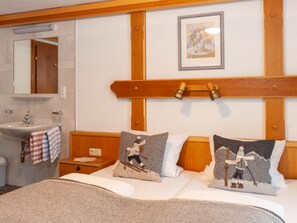 4 chambres, accès Internet