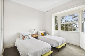 3 bedrooms, iron/ironing board, travel crib, WiFi