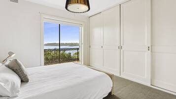 3 bedrooms, iron/ironing board, travel crib, WiFi