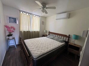 2 slaapkamers, een strijkplank/strijkijzer, gratis wifi, beddengoed